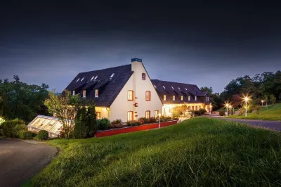 Landhotel Kauzenberg Hotels in Gensingen