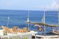 Birdland Beach Club - Ocean View