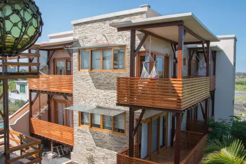 Chez Manany Galapagos Ecolodge - Airport Shuttle