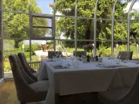Hotel Brull - 조식 운영