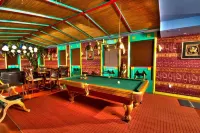 Mariaggi's Theme Suite Hotel & Spa