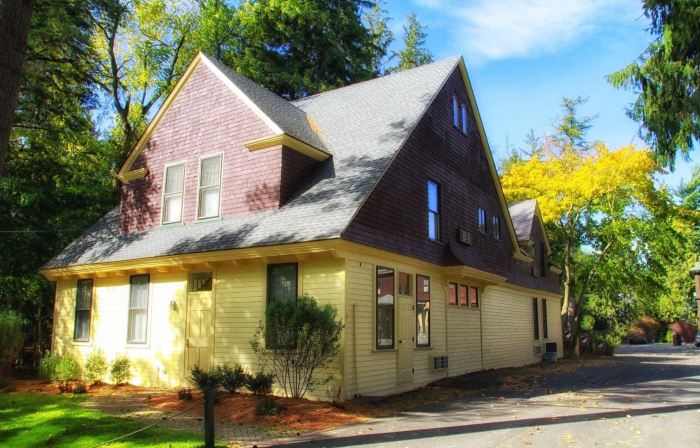 The Brewster Inn