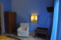 Centro Sicilia Rooms-Suites & Terrace فنادق في Province of Enna