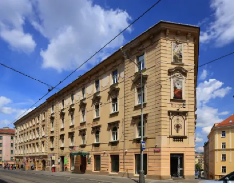 Hotel Golden City Garni Hotels in Zizkow