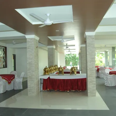 Hotel City Heart Shirdi