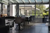 Abalona Hotel & Apartments Hotels in Aalst