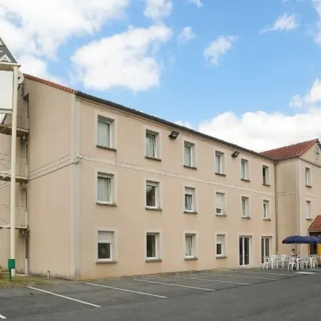 Brit Hotel Confort Roissy Saint-Witz