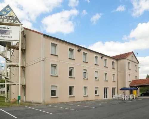 Brit Hotel Confort Roissy Saint-Witz Hotels in Saint-Witz