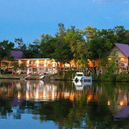 Curriers Lakeview Lodge