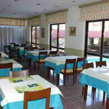 YamanLife Hotel Dining/Meeting Rooms