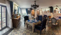 Grand Sova Mini-Hotel - Bãi đậu xe