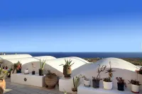 ميوسيز سيكلاديتش سويتس - إطلالة على البحر