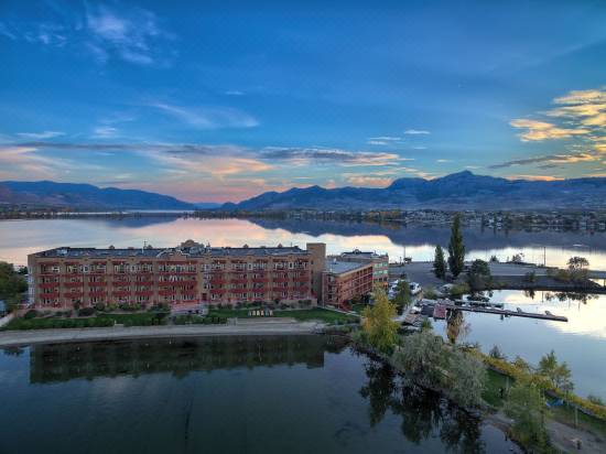 Holiday Inn Hotel Suites Osoyoos An Ihg Hotel Osoyoos Updated 21 Price Reviews Trip Com