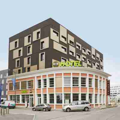 B&B HOTEL Lille Roubaix Campus Gare Hotel Exterior