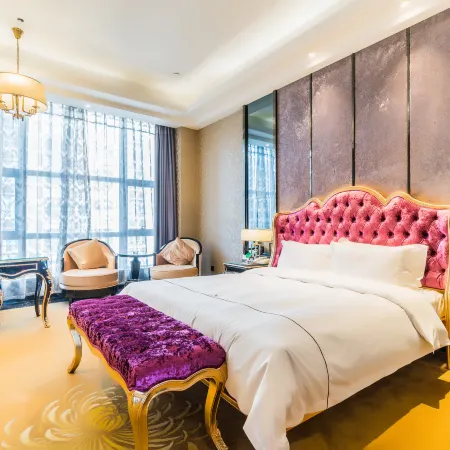Wuchuan Wanhe Holiday Hotel (Haigang Avenue Wanhe City)