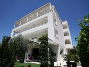 Hotel IN