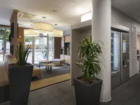 بي آند بي هوتل ليون كالور سيتي إنترناشونال Hotels near لاكغوا - غوس