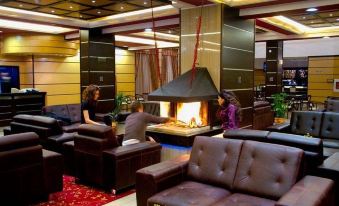 Borovets Hills Ski & Spa - Half Board