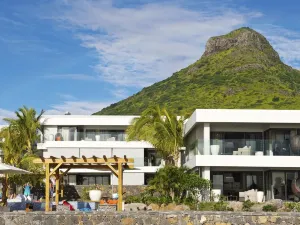 Leora Beach by Horizon Holidays