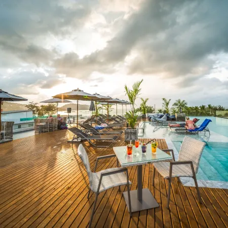 Hotel Clover Patong Phuket