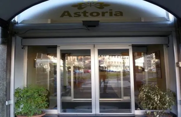 阿斯圖裡亞伽爾拉特酒店