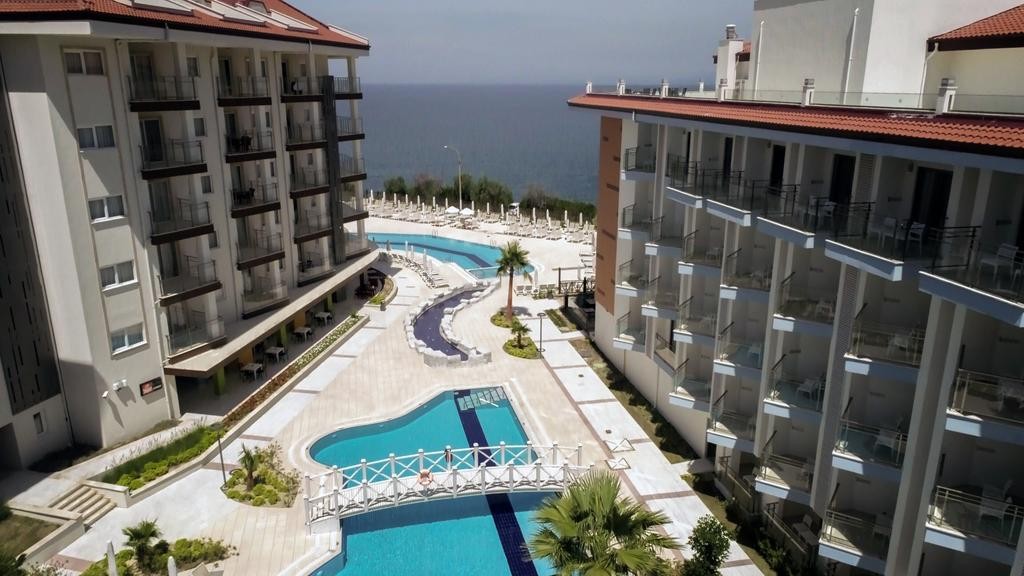 Ramada Hotel & Suites Kusadasi