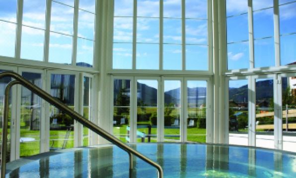 Schlosshotel Lacknerhof - Housity