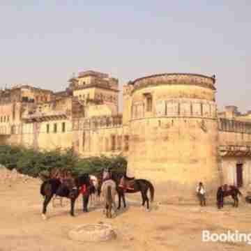 Narayan Niwas Castle Hotel Exterior