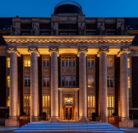 The Wellem Dusseldorf, Part of Hyatt Отели рядом с достопримечательностью «Музей «НРВ-Форум»»