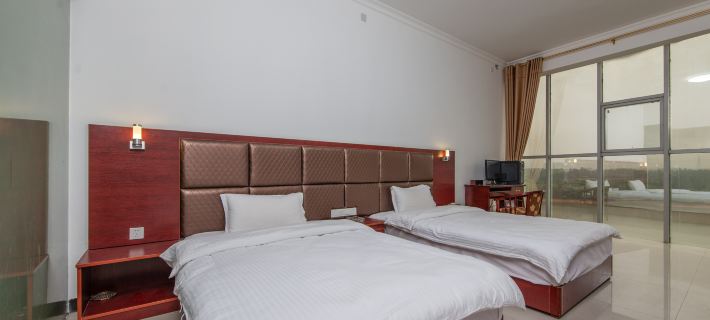 Towo Holiday Hotel (Miluo Dajing Lake) Hotels in Miluo