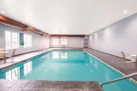 La Quinta Inn & Suites by Wyndham Tulsa Airpt / Expo Square Hotels in Tulsa