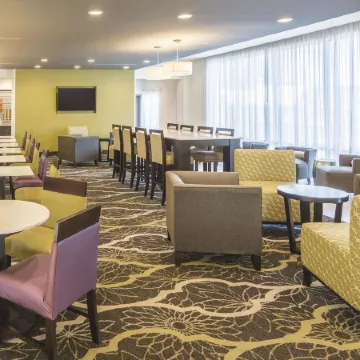 La Quinta Inn & Suites by Wyndham Hattiesburg - I-59