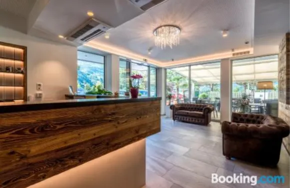 絲特曼瓦爾德酒店