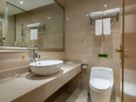 Vienna Hotel (Zhangjiagang Passenger Station) Hotels in Zhangjiagang