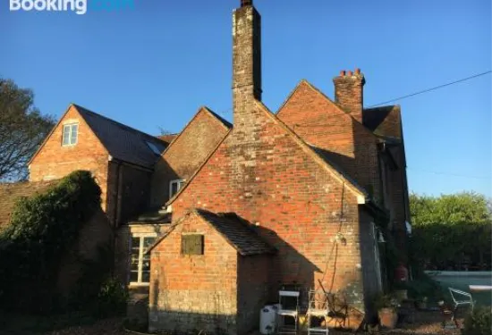 斯塔奈什住宿加早餐旅館