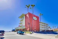 Surfer Beach Hotel Hotels in Pacific Beach