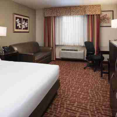 Holiday Inn Express Spokane-Valley Rooms