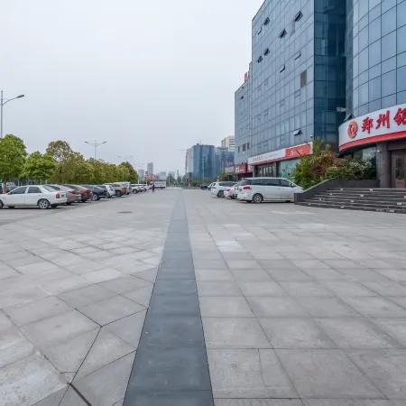 Homeinn Selected Hotel (Yuzhou East District Stadium)