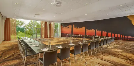 Park Plaza Amsterdam Airport Отели в г. Харлеммермер