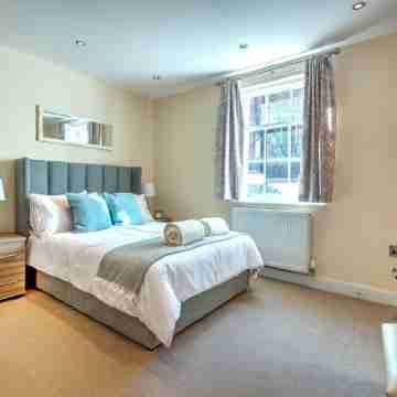 Suite on the High Street Others