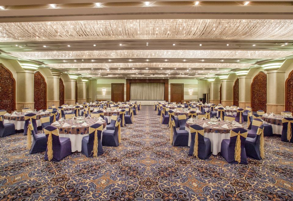 5. Crowne P..
