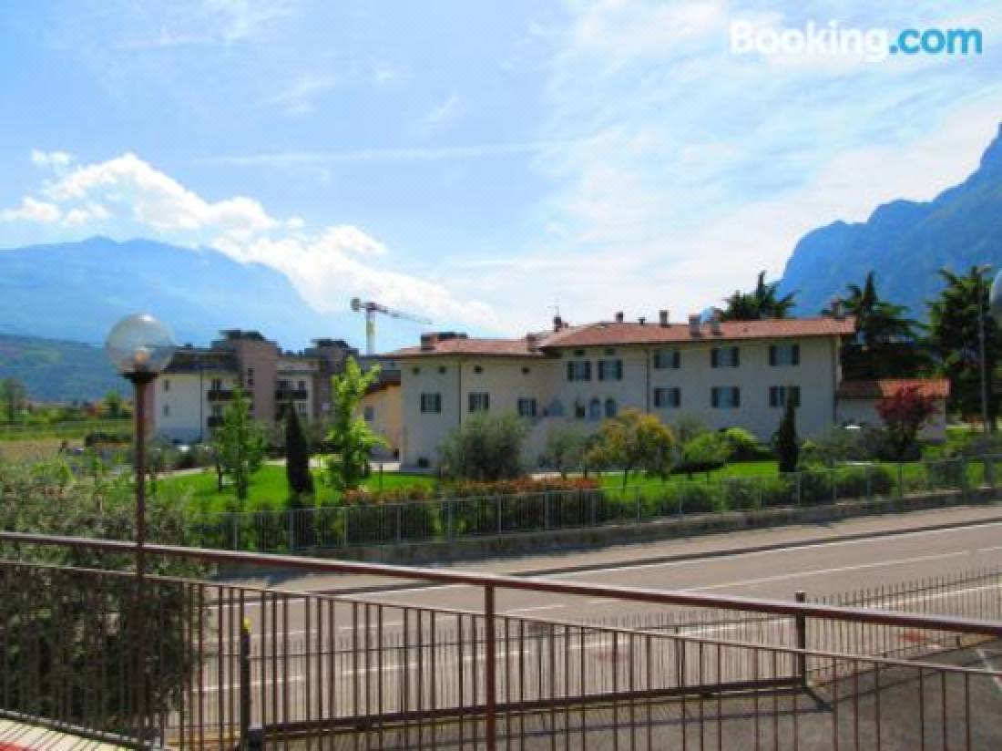 B&B Casa Wanda since 1999-Riva del Garda Updated 2022 Room Price-Reviews &  Deals | Trip.com