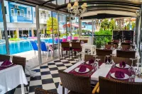 Ark Apart and Suite Hotel