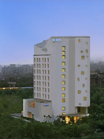 Park Inn by Radisson New Delhi IP Extension Отели рядом со станцией Anand Vihar