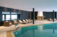 Chalet RoyAlp Hotel and Spa - Pools