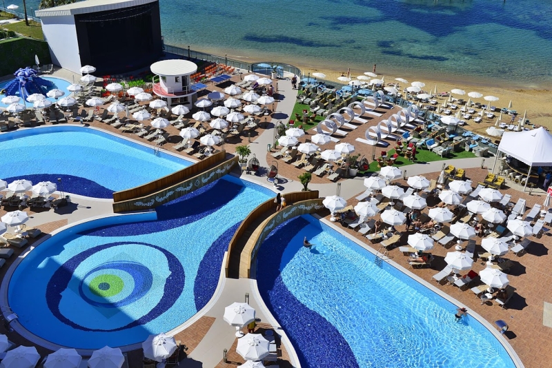 Azura Deluxe Resort & Spa - Ultra All Inclusive