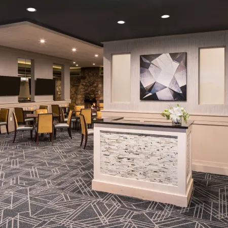 Sheraton Salt Lake City Отели рядом со станцией Salt Lake City Amtrak Station