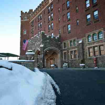 Thayer Hotel Hotel Exterior