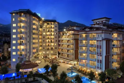 Villa Sunflower Hotel - All Inclusive Hôtels à proximité de : Cemal Coşkun İöo