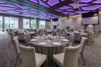 Paradox Vancouver